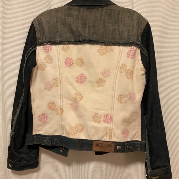 *Rare* Authentic Moschino Jeans Denim Jacket - Picture 2 of 5